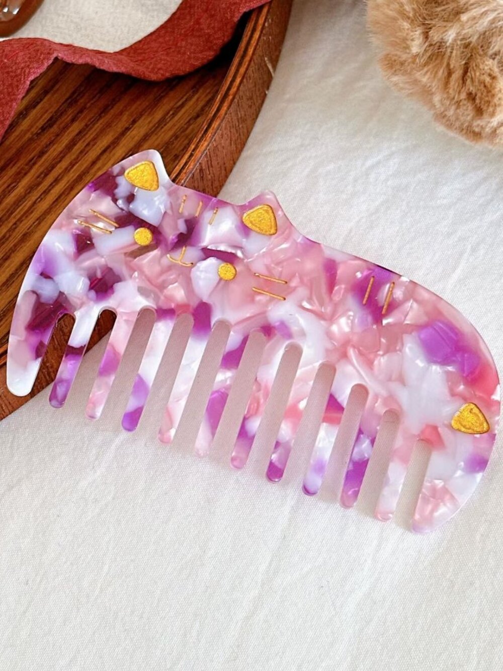 NEW Acrylic Wide-Tooth Retro‎ Comb - Cat Style, Purple